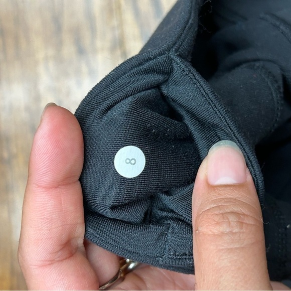 Lululemon ruffle hem leggings - Picture 2 of 4